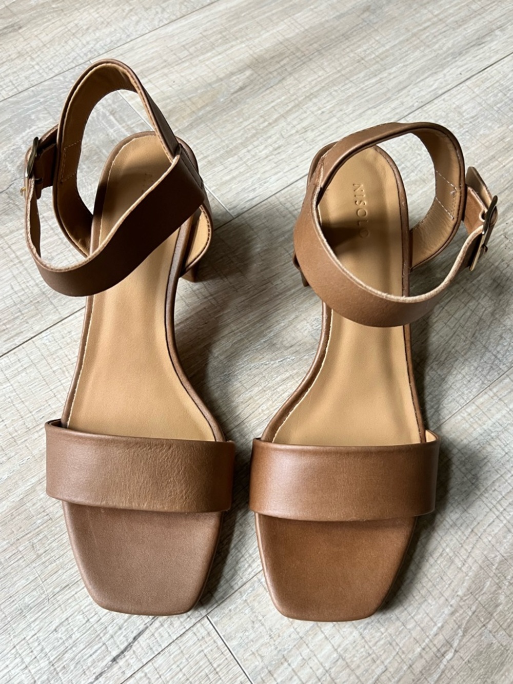 Nisolo Stella Go To block heel sandal almond - Picture 8 of 13